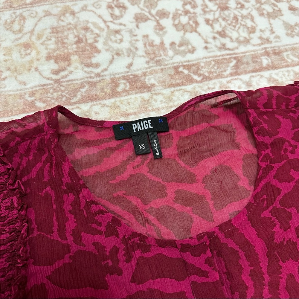 100% Silk PAIGE Animal Print Button Up Blouse - Picture 3 of 9